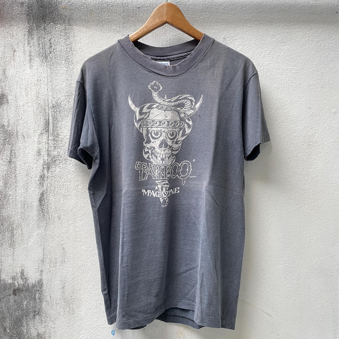 90s TATOO Tシャツ USA製 ビンテージ 80s Vintage 80s Tattoo Magazine T-shirt, Faded Black Skull Graphic