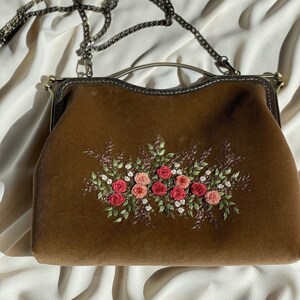 Beige velvet vintage style bag, bag with pink Roses , hand embroidered Clutch , 100% handmade, gift for her image 8