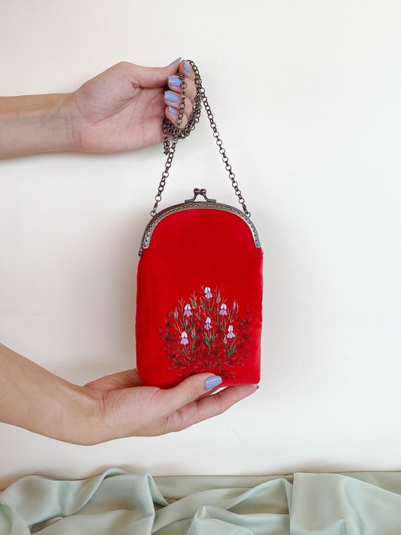 Red Velvet Evening Handbag Kisslock bag Solid Color Bag Kiss Lock