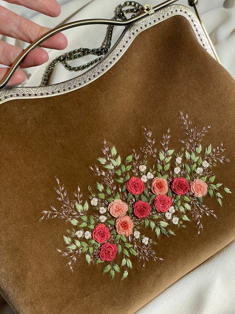 Beige velvet vintage style bag, bag with pink Roses , hand embroidered Clutch , 100% handmade, gift for her image 7