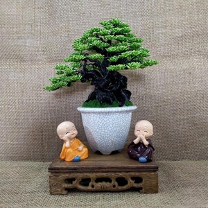 Miniature Wire Bonsai Tree with Moss Base – Small Space Desk Decoration
