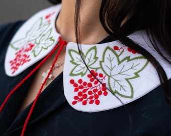 White embroidered Peter Pan collar with kalyna berries, Ukrainian tie on detachable collar for women, Removable blouse dress accent