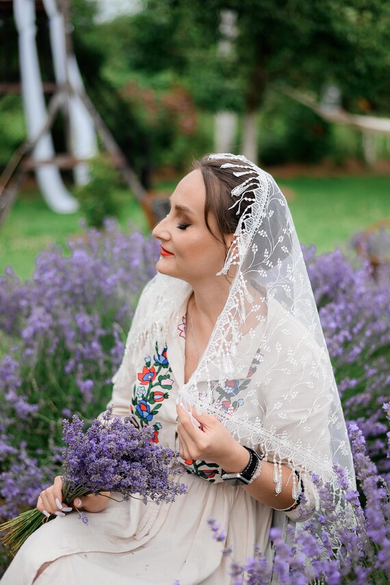 Pañuelo de iglesia, tocado de iglesia, chal de iglesia