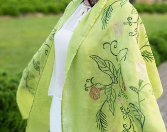 Embroidered green linen shawl with floral vine design, Lightweight botanical scarf, Bohemian nature wrap, Spring summer accessory