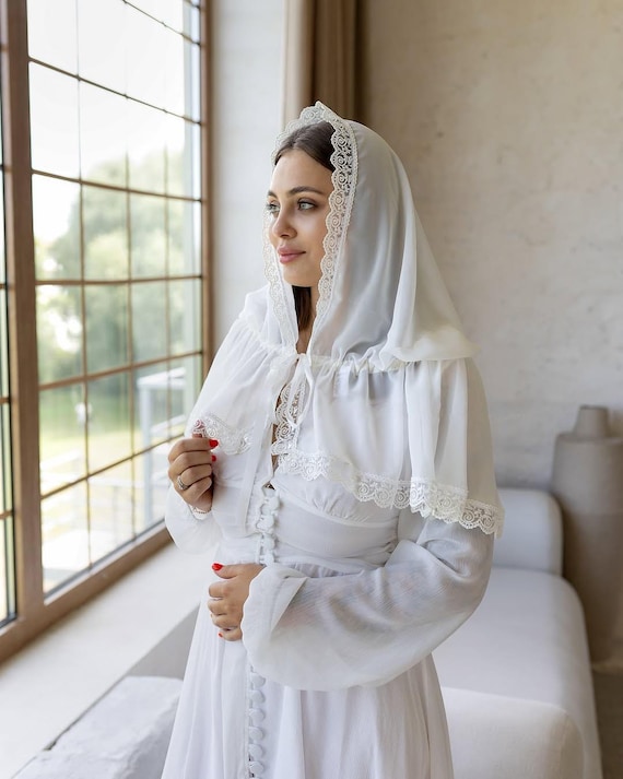 Polyester Lace Mantilla Veil with Cross Rose Embroidery for Church Bozidol Mantilla Catholic Veil Triangle Lace Church Veils  main image 4