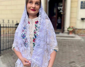 Mantilla de capilla de encaje blanco bordado con flores – Cubrecabezas para iglesia católica con borde festoneado y borla
