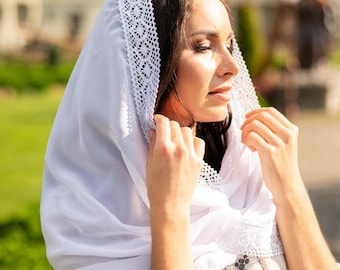 White infinity veil, Simple infinity mantilla, Christian headcovering, Traditional catholic veil with lace trim, Small church veil