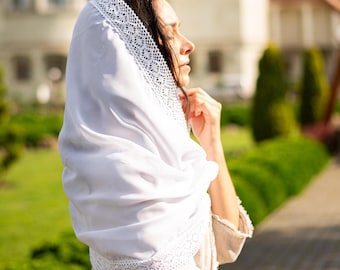 White infinity veil, Simple infinity mantilla, Christian headcovering, Traditional catholic veil with lace trim, Small church veil