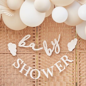 Hello Baby garland in cream as decoration for baby party | baby shower | neutral baby party decoration | table decoration | Tales of Marley