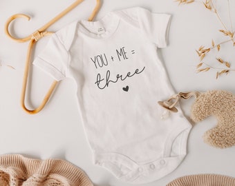 Baby bodysuit for pregnancy announcement 1+1=3 you + me = three | Announce pregnancy | Baby bodysuit for expectant fathers | You're going to be a dad