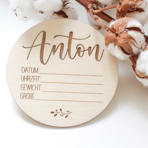 Personalisiertes Namensschild mit Geburtsdaten | Holzschild graviert | Geschenke zur Geburt | Tales of Marley | personalisiertes Geschenk