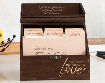 Boîte de recettes personnalisées avec cartes L'ingrédient secret est l'amour Cadeau de mariage Boîte de cartes de recettes personnalisées Cadeau de shower de bébé Boîte de recettes de famille