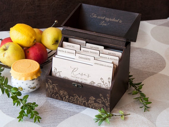 Birth Flower Personalized Recipe Box with Wooden Dividers & Recipe Cards Custom Recipe Storage Box Floral Recipe Card Box Kitchen Gift Idea
