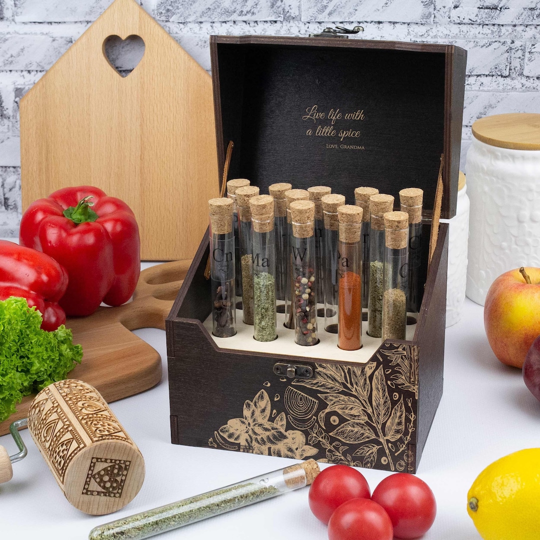 Wooden Spice Box With 14 Spice Jars & Set of Spice Labels - Etsy