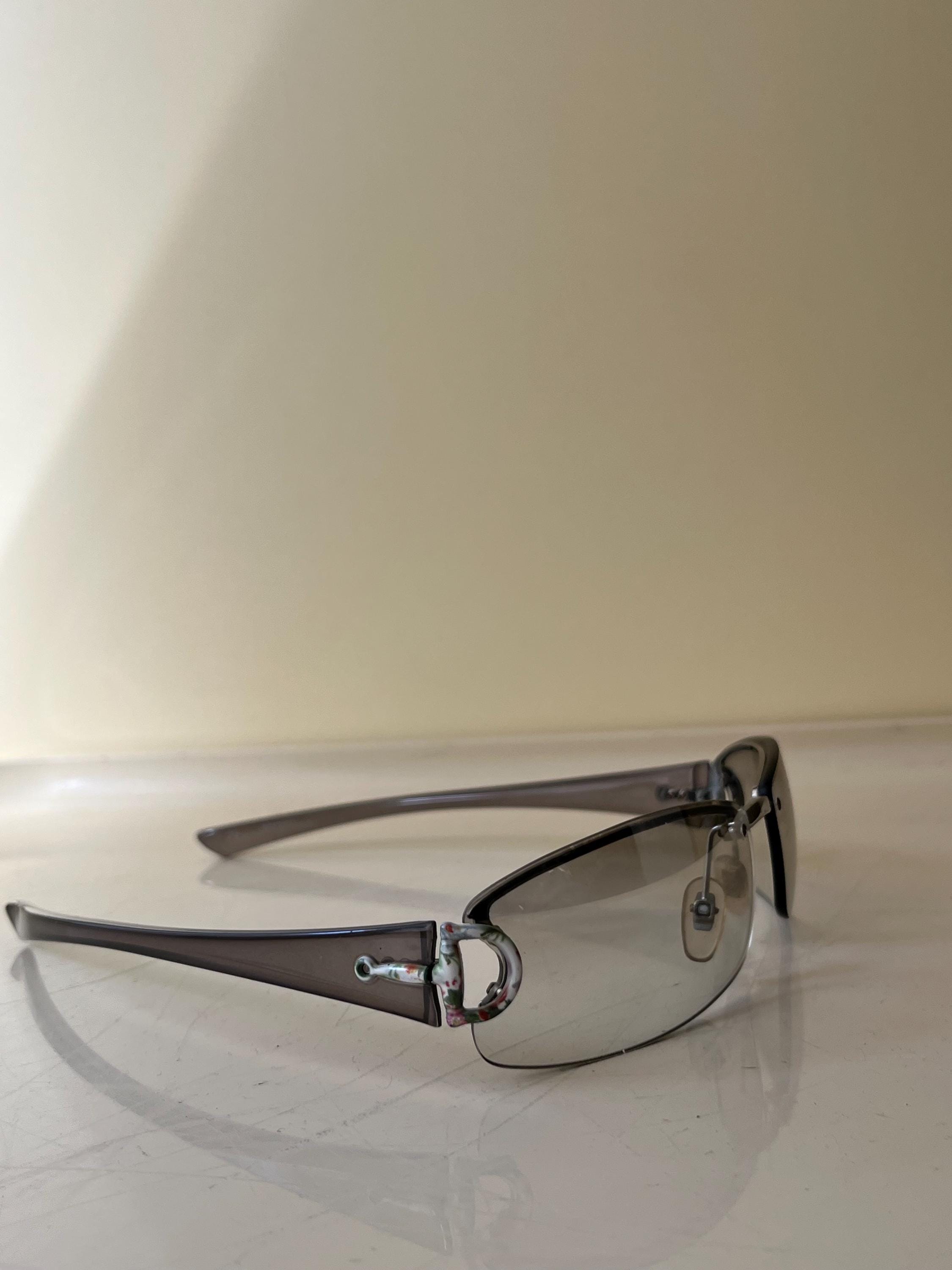 GUCCI Y2k Rimless Shield Sunglasses - Etsy