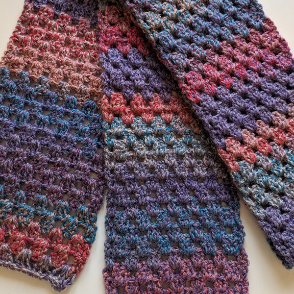 Chunky Crochet Schal - Rosa, Purpur und Blau