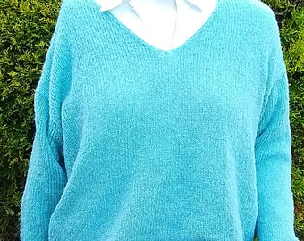 Damen-Pullover in Meeresgrün, aus Alpaca/Seide gestrickt