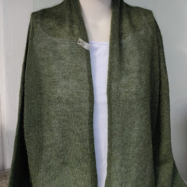 Damen-Jacke in Tannengrün, aus Kid Mohair-Seide gestrickt