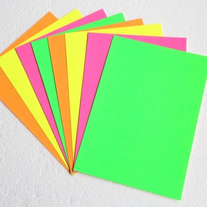 Cartoncino colorato fluorescente al neon formato A5 - 8 fogli / Perfetto per la creazione di biglietti / Abbellimenti per scrapbooking / Decorazioni per biglietti