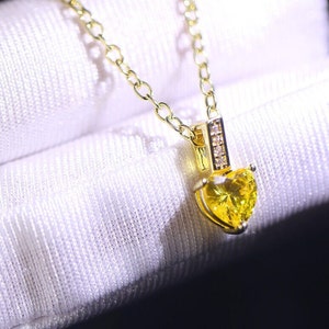 Yellow Heart Zirconia Clavicle Pendant Necklace