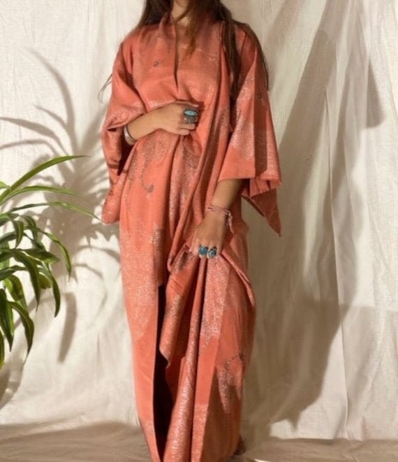 VINTAGE 40's | 50's Handmade Peach Japanese Kimono