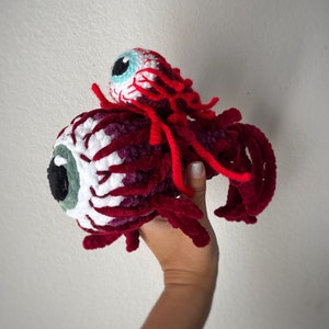 No Sew Eyeball Pet PDF Crochet Pattern