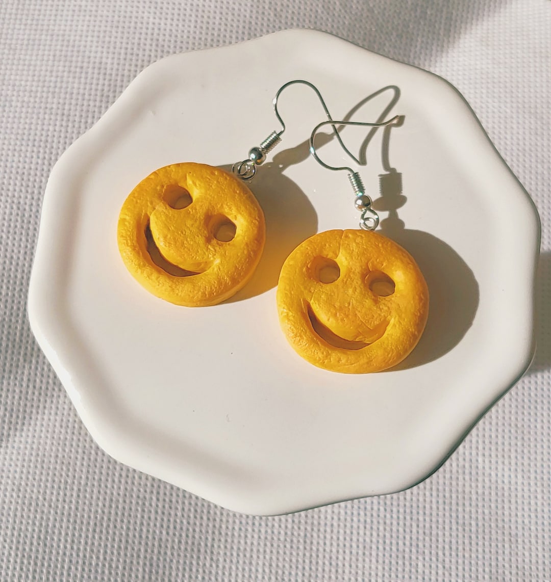 Smiley Face Fry Earrings, Fry Earrings, Smiley Face Earrings, Miniatures, Dollhouse, Snack Earrings, Food Earrings, Clay Food, Classic - Etsy