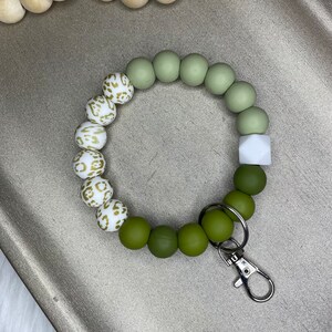 Beaded keychain wristlet, silicone bead keychain, keyring bracelet,gold leopard print, green with leopard print, green beaded wristlet.