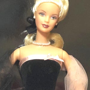 2000 Timeless Silhouette Barbie