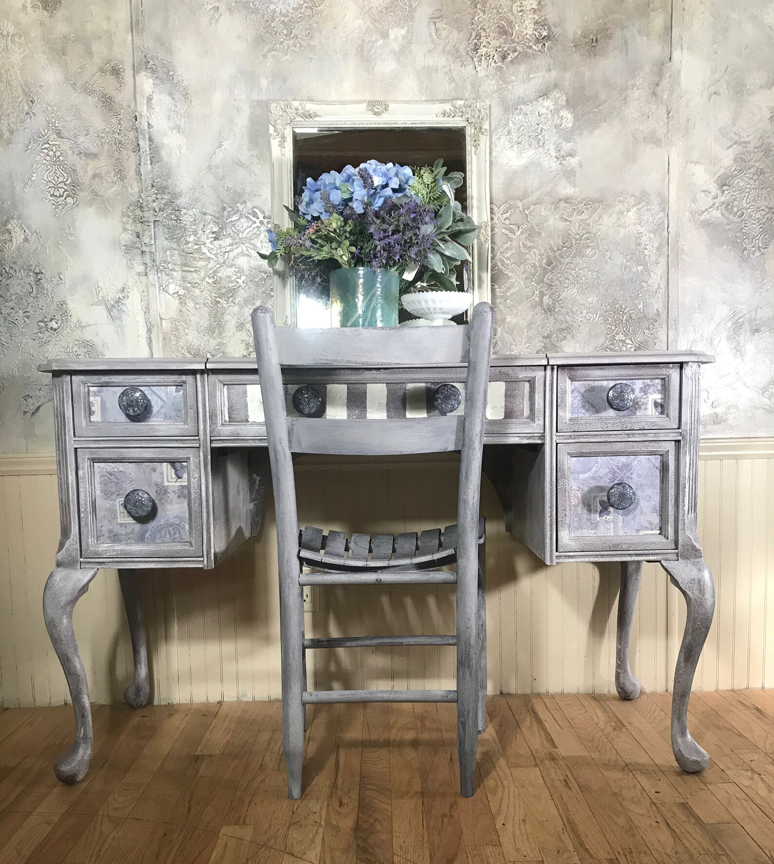 Vintage Flip Top Vanity much Wider Than Appears in Etsy UK