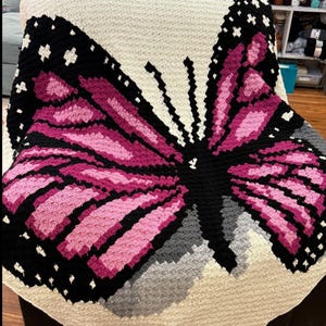 Papillon au crochet, Afghan crochet C2C, Motif animal au crochet, Motif crochet C2C, Motif couverture d'un coin à l'autre, Motif insectes au crochet