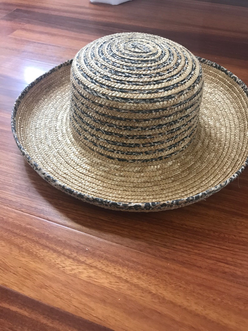 Vintage straw and leopard sunhat