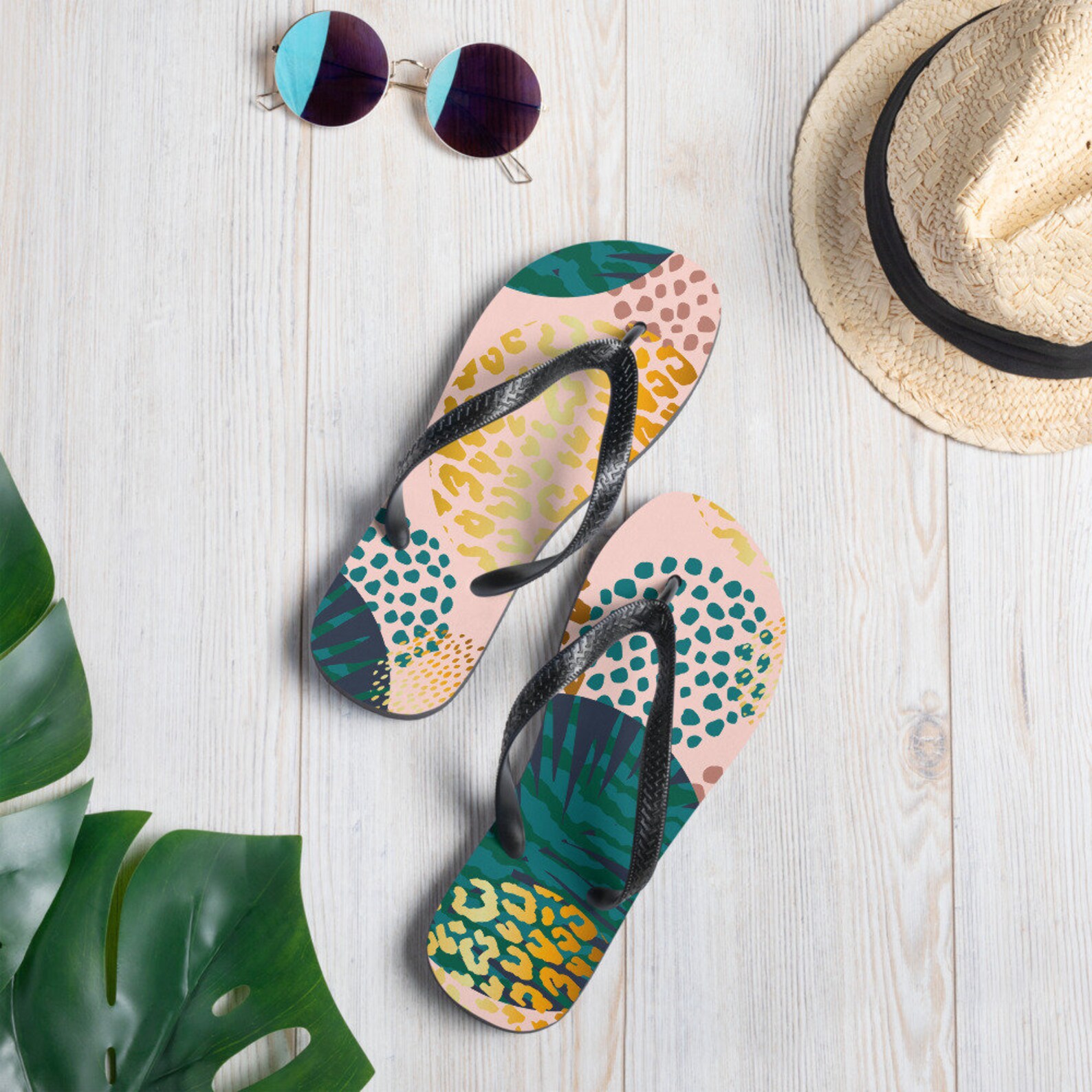 designer beach flip flops
