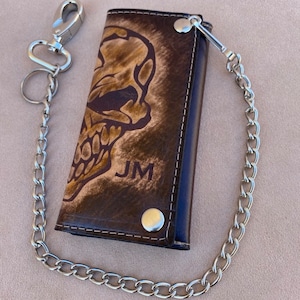 Cartera con cadena personalizada GRATIS con iniciales, nombres o gráficos, billetera de cuero de grano completo, billetera con cadena, excelente regalo para él, hecha a mano