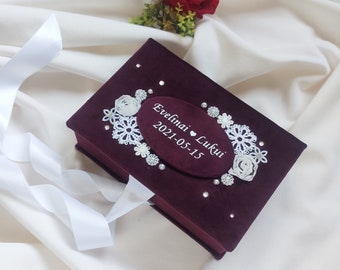 wedding money gift box, velvet box with lid, money gift idea, velvet memory box, velvet gift box, personalised wedding gifts