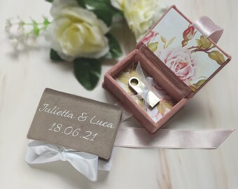 Flashdrive holder, client gift photographers, usb box for photographers, velvet usb box, usb drive case, photographer gift boxes to clients