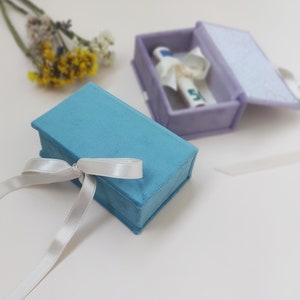 Money Box, Small Gift Box, Small Velvet Box With Leaf