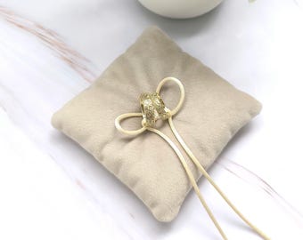 Velvet ring bearer pillow, Small ring pillow for wedding, Minimalist wedding decorations, Beige wedding, Ring bearer pillow, ring dish