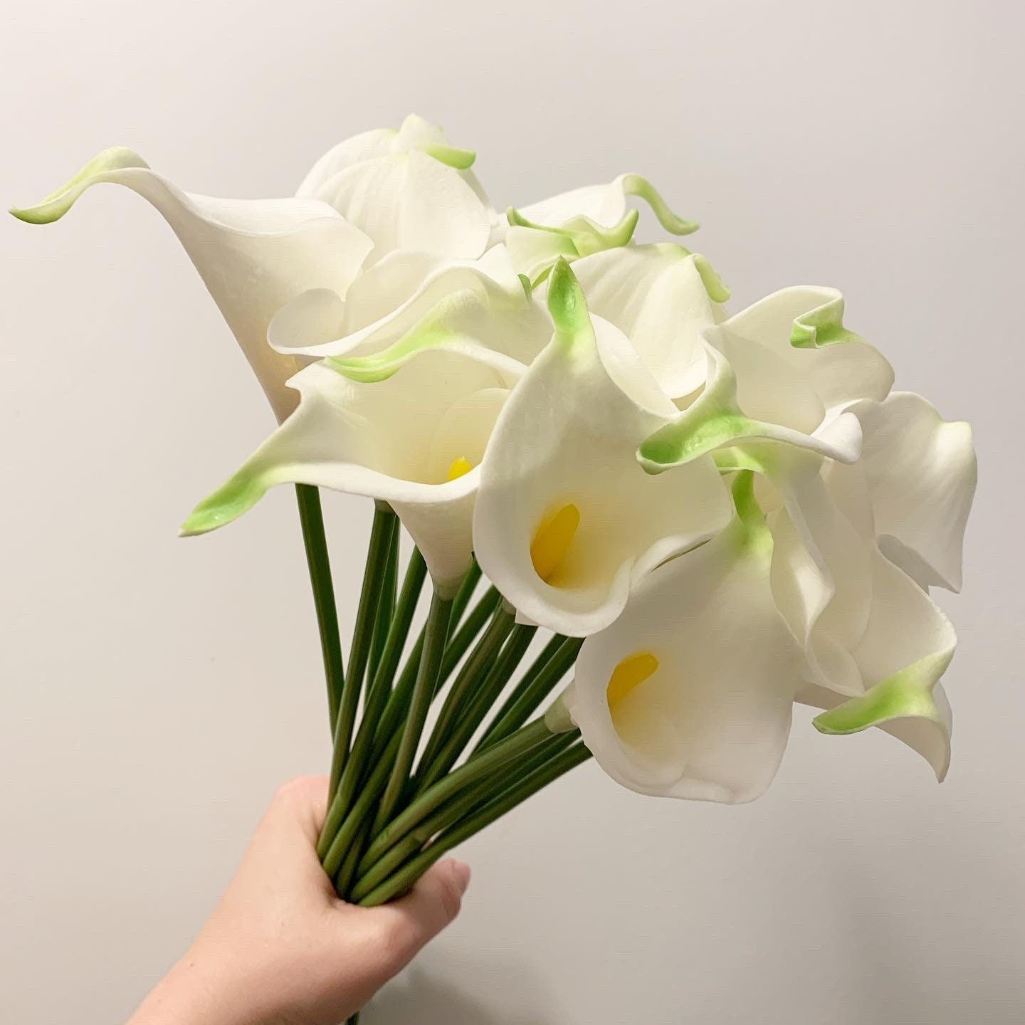 Bunch of 10 Realistic Artificial Calla Lily Flower Stems in