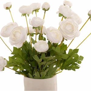 Set of 5 stems, White Ranunculus Stems, Artificial Flowers, Silk Flowers, Fake Flowers, Faux Flowers, Wedding Flower, Home Decor