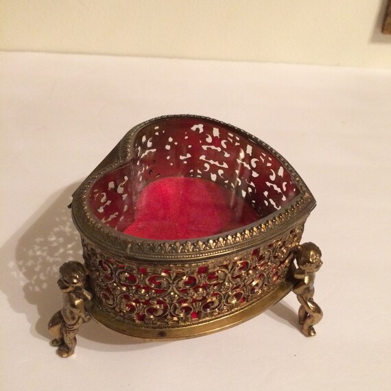 NICE Vintage Glass Top Heart Shaped Valentine's Da