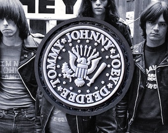 4 Punks RE