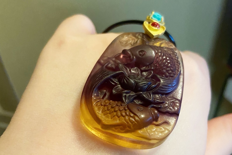 \u5929\u7136\u624b\u5de5\u96d5\u523b\u8424\u77f3\u9879\u94fe High Quality Fluorite Pendant Natural Hand Carved Carp Fish and Lotus Fluorite Pendant Necklace