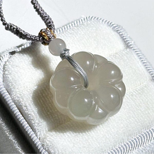 Certified Natural High-Quality Icy Smoky Purple Nephrite Jade Carved Floral Pendant, Jade Flower Pendant, 天然冰烟紫花吊坠