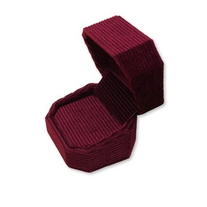 Ring Box - Maroon | Fine Jewellery Boxes | Luxury Velvet Corduroy Jewellery Packaging | Professional Jewellery Storage / Display Box