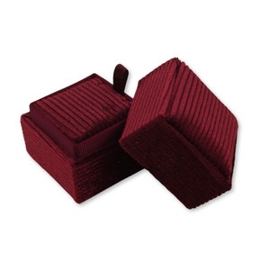 Square Necklace Pendant Box - Maroon | Fine Jewellery Boxes | Luxury Velvet Corduroy Jewellery Packaging | Professional Jewellery Storage