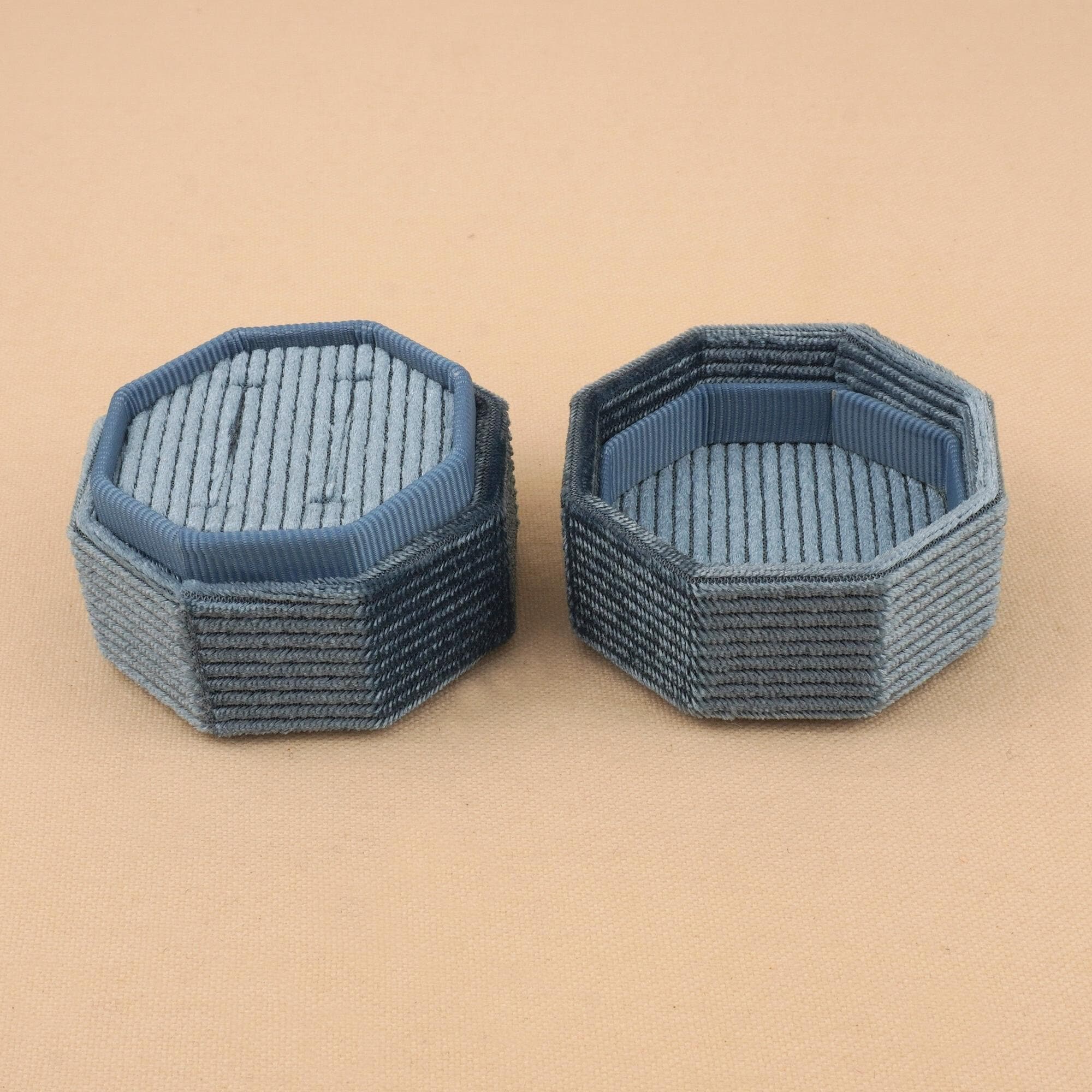 Scatola Portagioie Ottagonale In Velluto 3 Posti – Colore Azzurro, 5x5x4,5 Cm – Ideale Per Anelli, Regalo Matrimonio E Fidanzamento