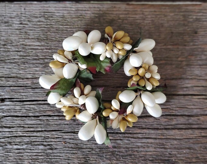 1.5 Inch Candle Rings (set of 2), Ivory & Pale Green Mini Wreaths ...