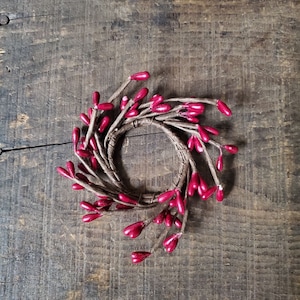 Burgundy Pip Berry Candle Ring, 1.5 inch Candle Wreath, Primitive Floral Decor, Rings for Chandeliers or Taper Candles