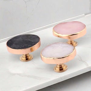 Crystal knob/gemstone handle/Ore handle/semi precious stone knob/Drawer Pulls/Cabinet Pulls/Wardrobe Pull/dresser knob/ Furniture Hardware